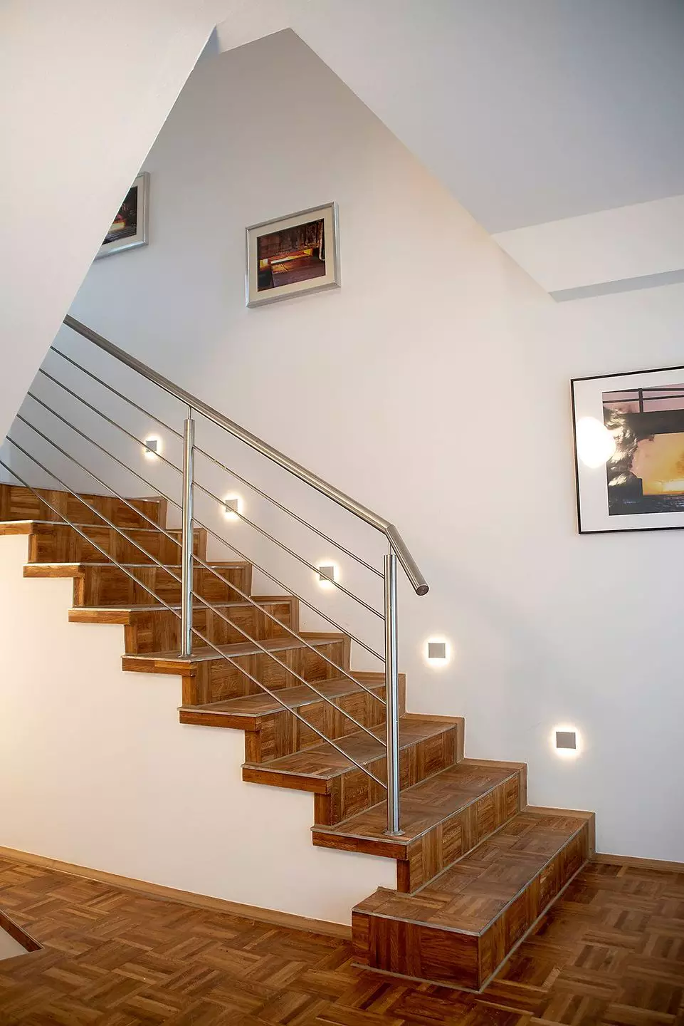 Moderne 2,5-Zimmer-Loftwohnung mit Balkon
