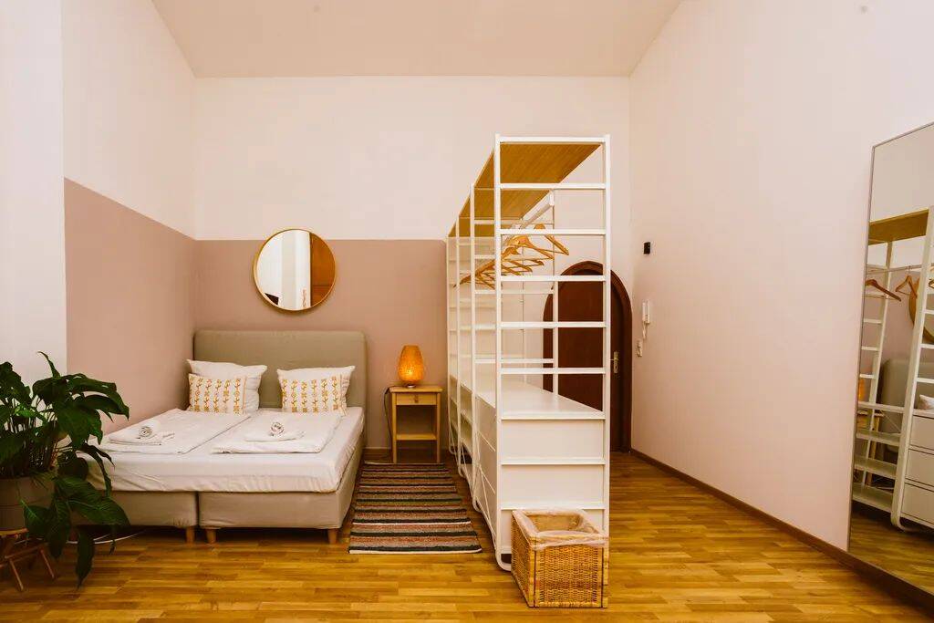 Garden Studio Apartment in Kassel Mitte