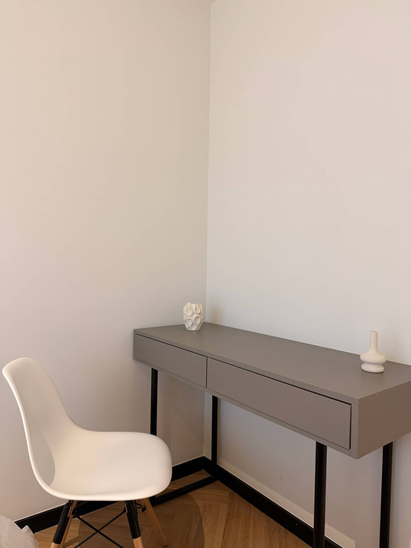 Schöne 2-Zimmer-Wohnung mit Einbauküche zu vermieten