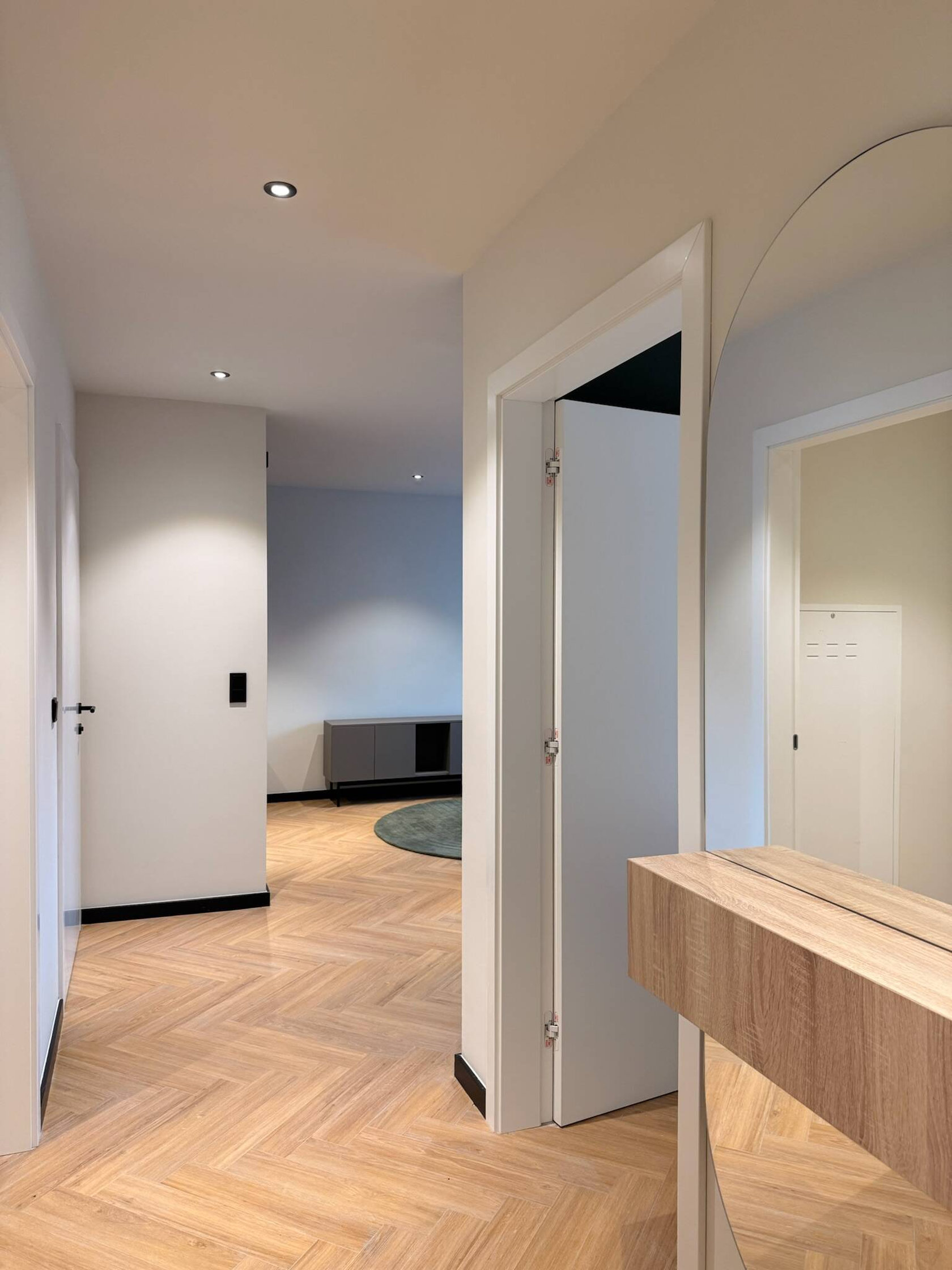 Schöne 2-Zimmer-Wohnung mit Einbauküche zu vermieten