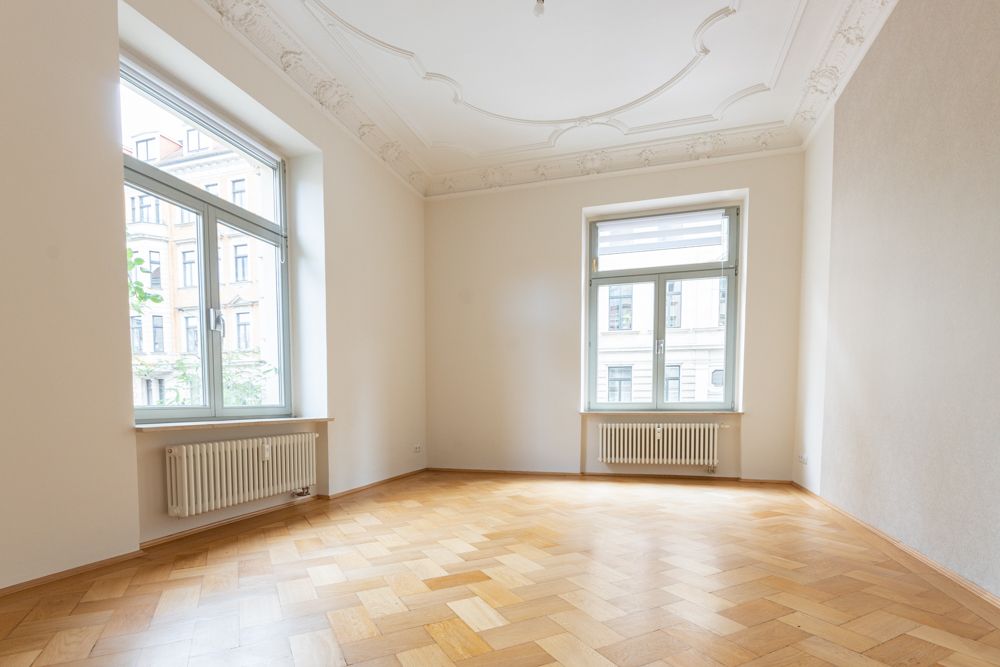 Hochwertige Altbauwohnung mit Balkon in bester Lage Leipzig