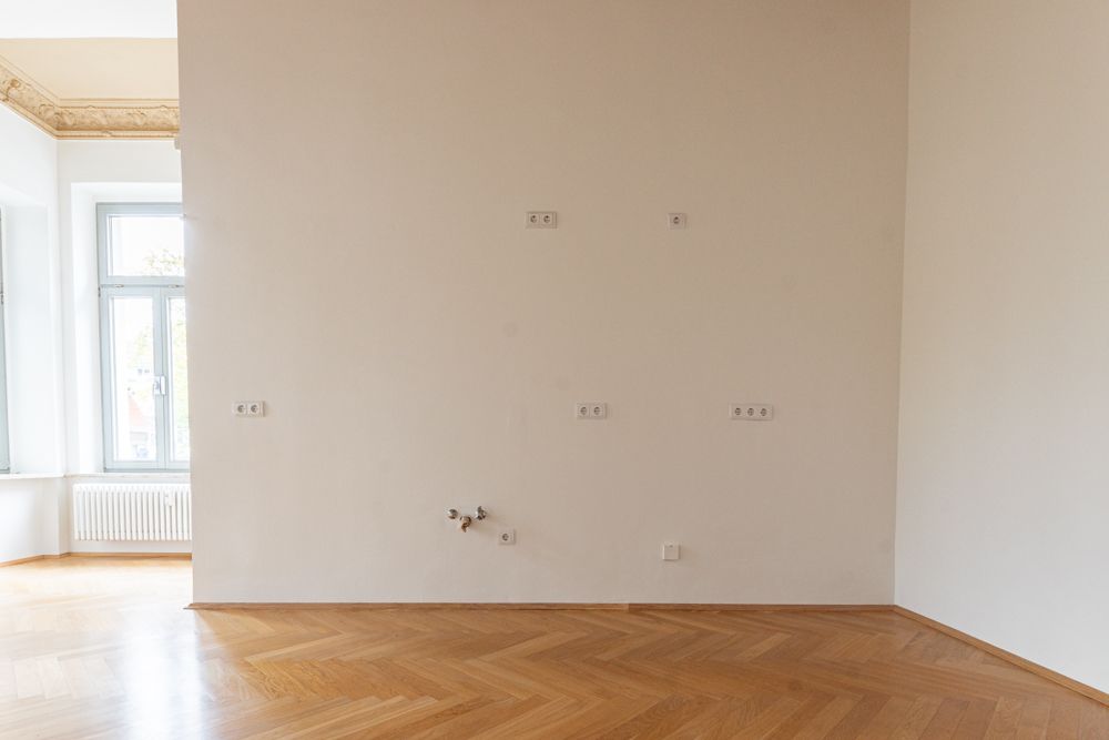 Hochwertige Altbauwohnung mit Balkon in bester Lage Leipzig