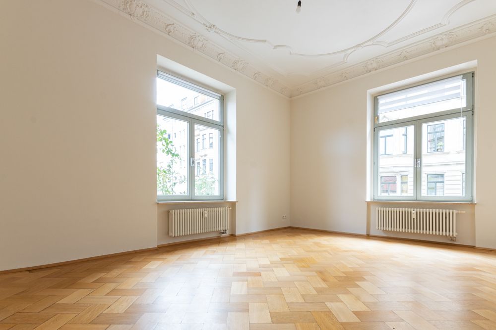 Hochwertige Altbauwohnung mit Balkon in bester Lage Leipzig