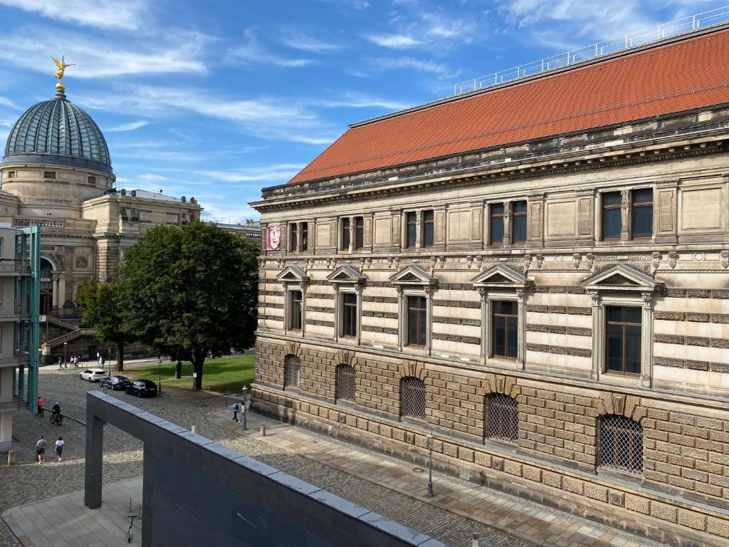 Moderne 2-Zimmer-Wohnung zum Verweilen in Dresden