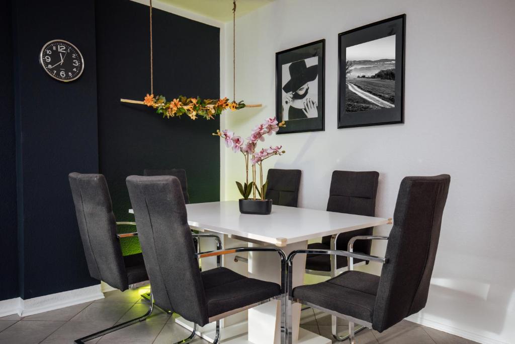 Attraktive möblierte Wohnung mit Gartenblick in Bochum