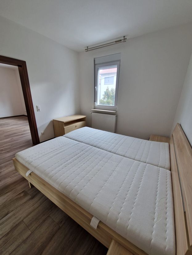 Schöne 2-Zimmer Wohnung, frisch saniert, in Stuttgart
