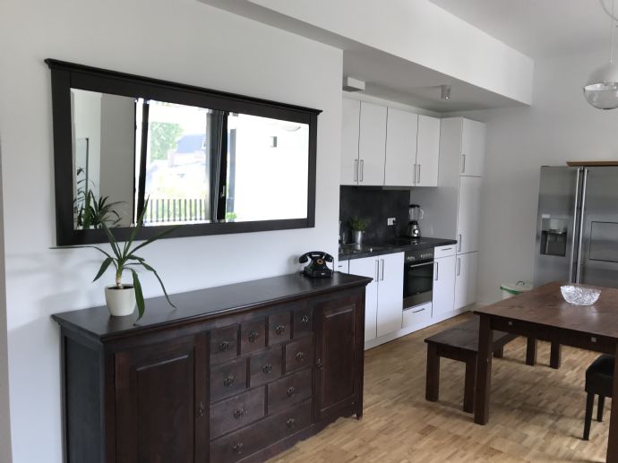 Helle 2-Zimmer-Wohnung mit Balkon & Aufzug in Sachsenhausen