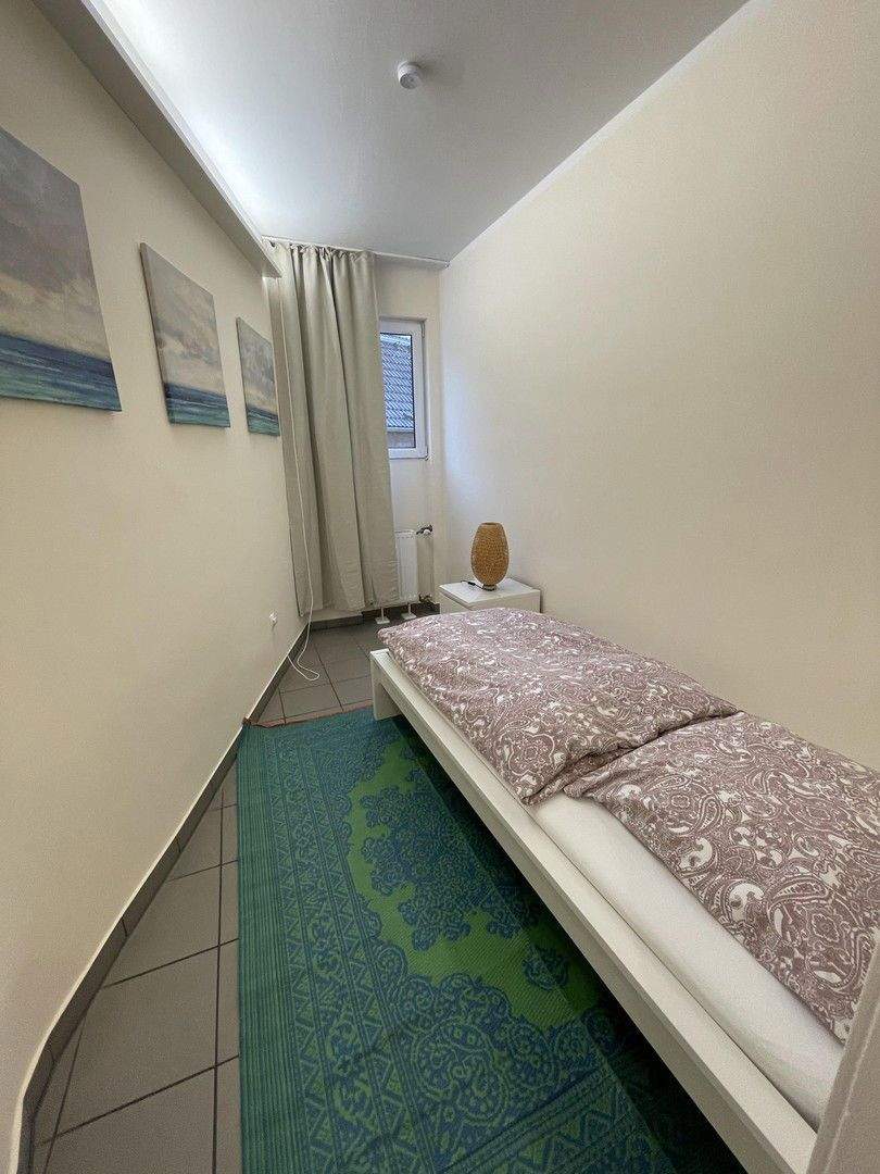 Stilvolle 2-Zimmer-Wohnung mit zwei Balkonen in Düsseldorf-Altstadt