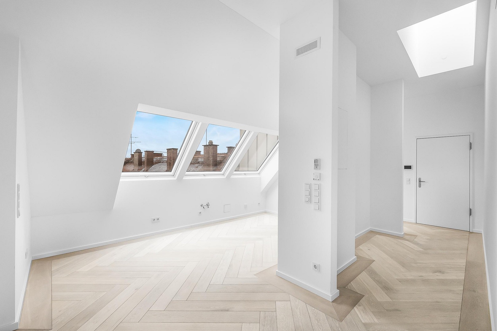 Einzigartige Dachgeschosswohnung mit herrlicher Dachterrasse in Südlage