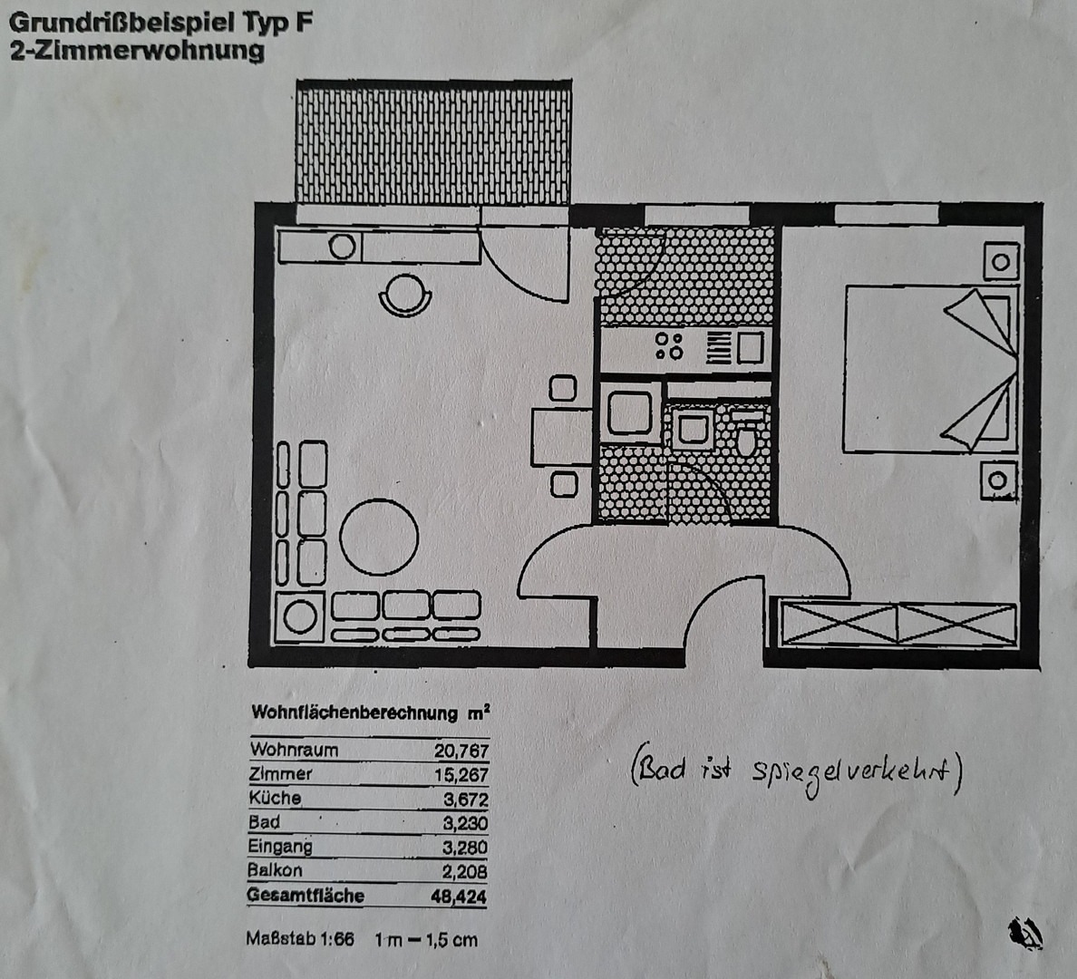 Zentrumsnahe, teilsanierte, renovierte 2-Zimmer-Wohnung mit Balkon