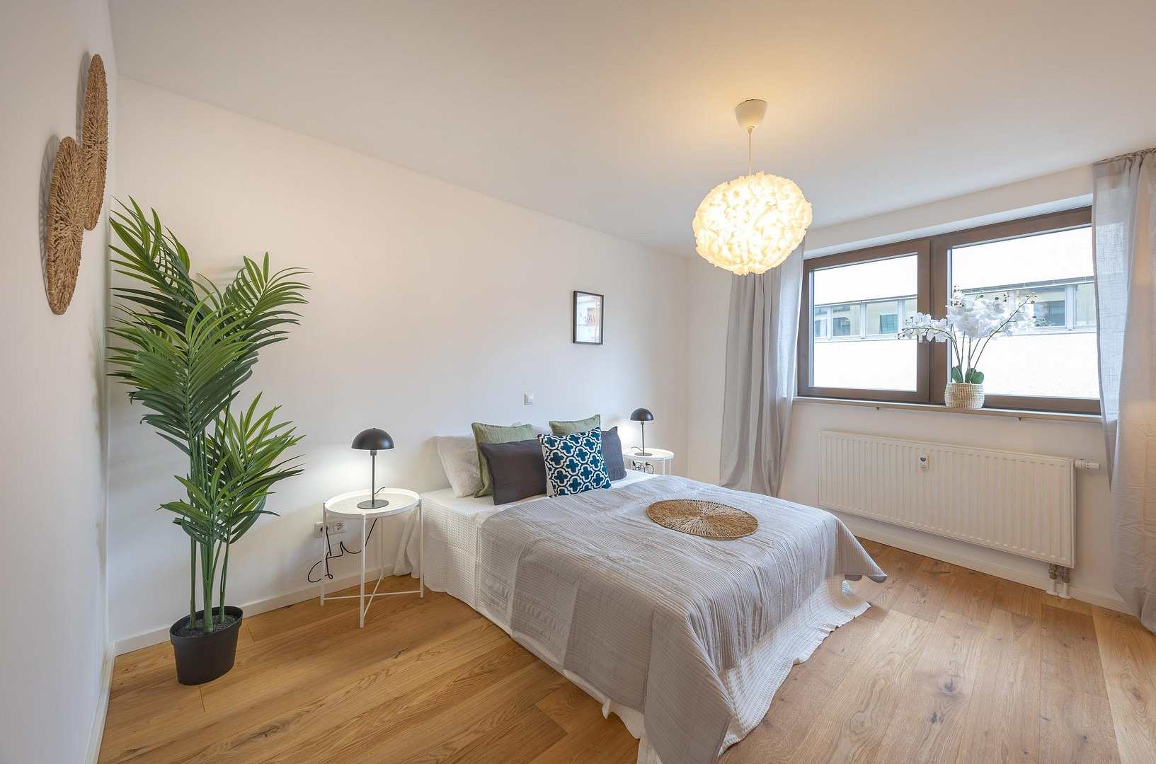 Kernsaniert & bezugsfertig: 3 Zimmerwohnung in sehr guter Lage in Maxvorstadt