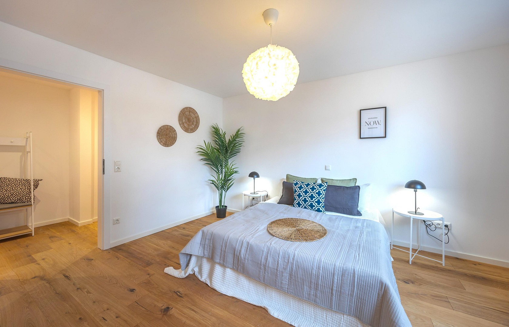 Kernsaniert & bezugsfertig: 3 Zimmerwohnung in sehr guter Lage in Maxvorstadt